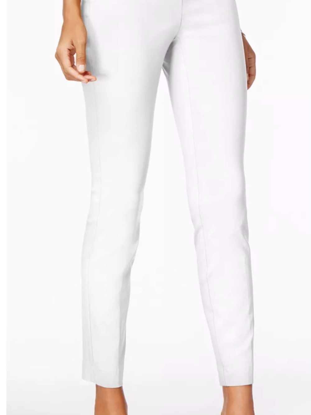NWT Alfani White Straight Leg Jeans
